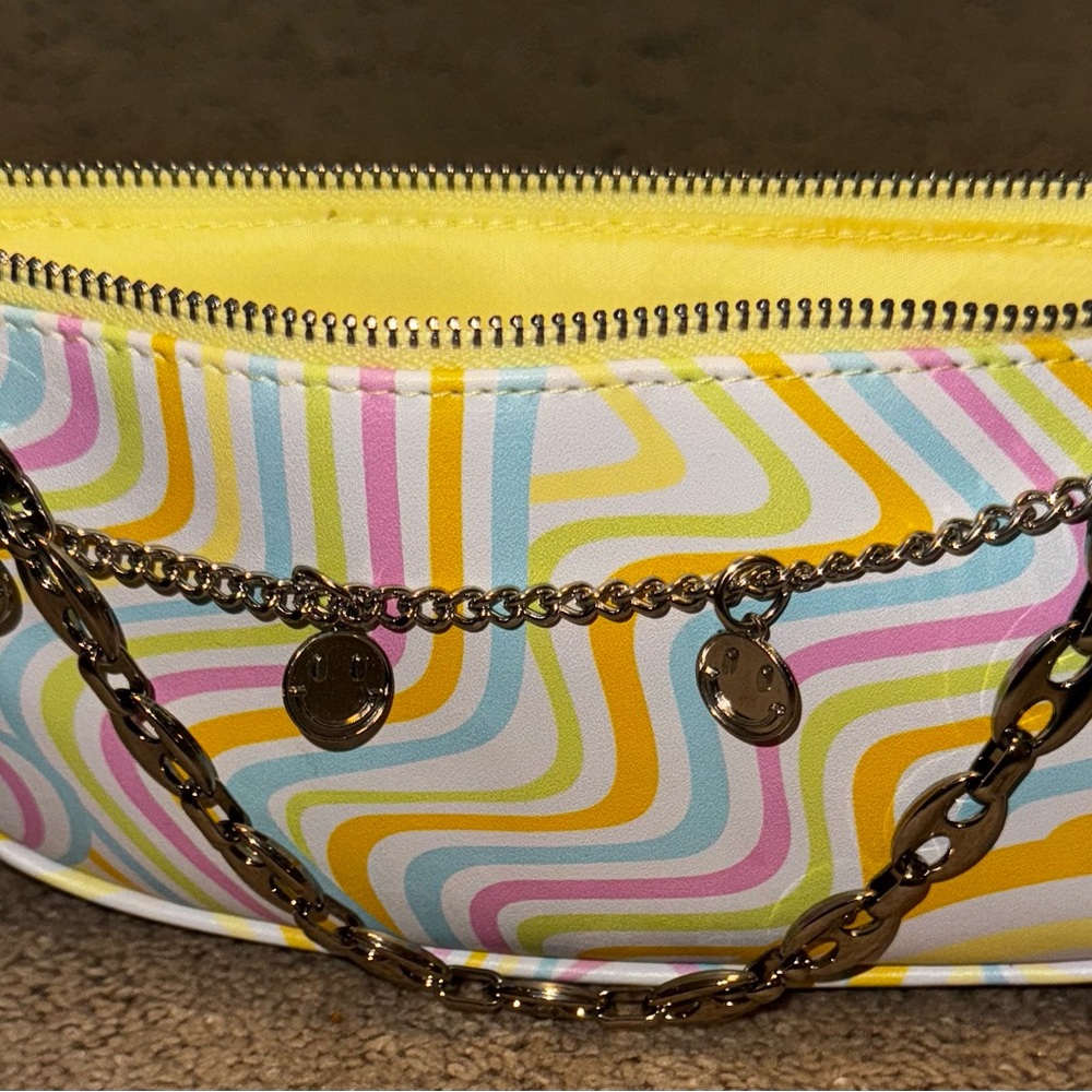 Multicolor Chain-Accent Shoulder Bag